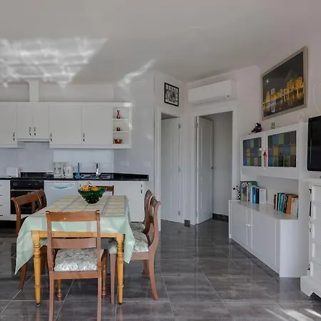 Apartamento Con Vistas